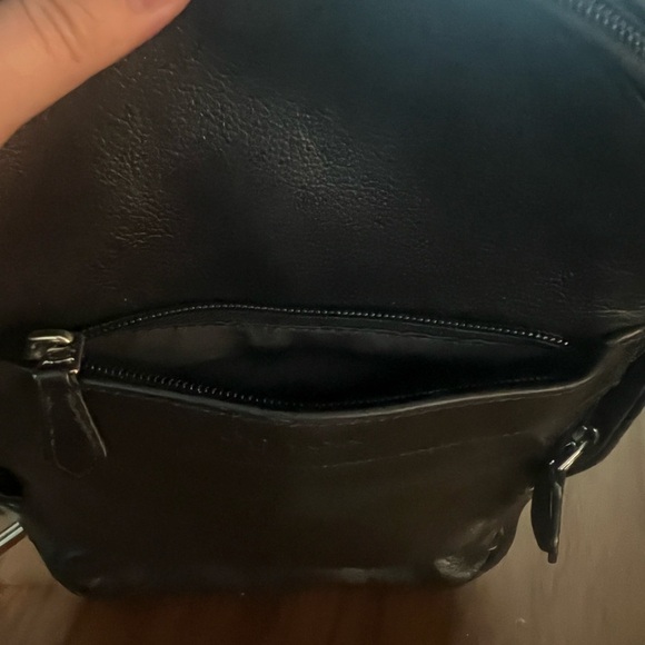 Coach Charles Backpack/Crossbody Bag Black - Picture 5 of 9